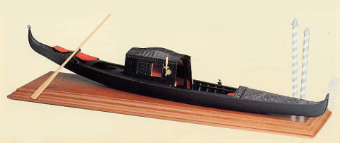 イタリア・アマティ社(1600)ベニスのゴンドラ/(株)帆船模型スタジオＭ